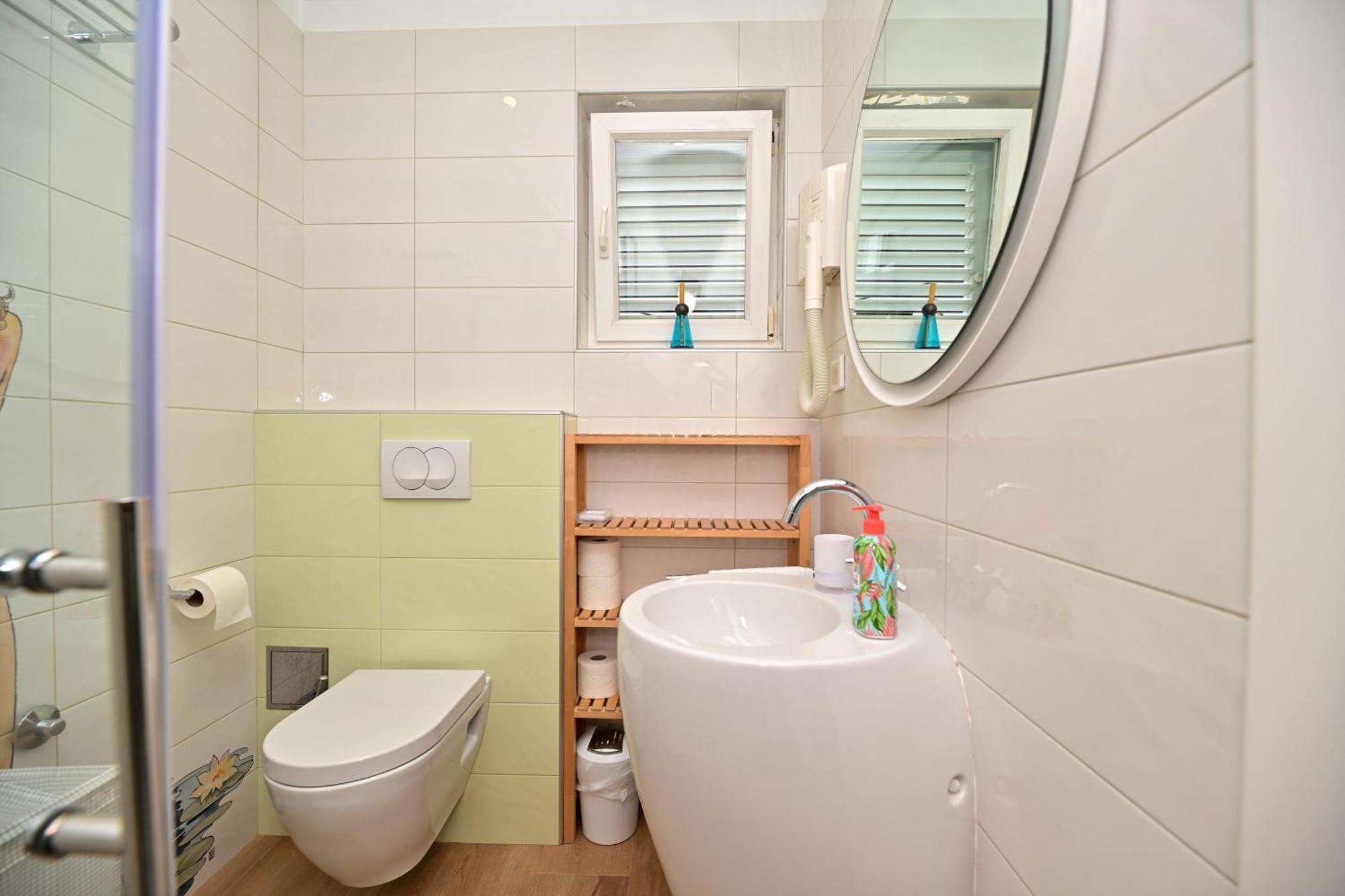 Dantes Apartament *